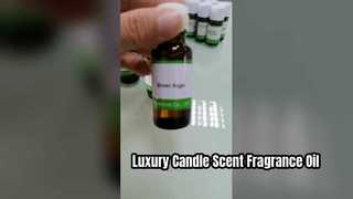 Minyak wangi lilin Blackberry Laurel Leaf